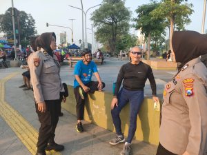 Warga Senang, Polwan Turun Langsung Jaga CFD dengan Pendekatan Humanis