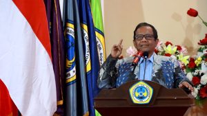Mahfud MD: Demokrasi Tanpa Hukum Bisa Liar, Rektor Unitomo Tegaskan Kampus sebagai Penjaga Nilai Kebangsaan