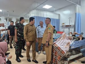 Bupati Sidoarjo Pastikan Tak Ada Yang Meninggal, Santri Korban Dugaan Keracunan Dilayani Maksimal