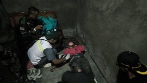 Survivor Dan Seluruh Tim SAR Gabungan Tiba Di Posko Pendakian Semeru Dengan Selamat