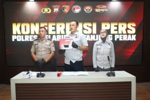 Polres Pelabuhan Tanjung Perak Bongkar Jaringan Sabu, Kurir Gunakan Aplikasi Zangi Terima Perintah Bandar. 