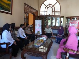 Anjangsana Hari Bhayangkara ke-80, Kapolresta Sidoarjo Pererat Silaturahmi dengan Purnawirawan Polri