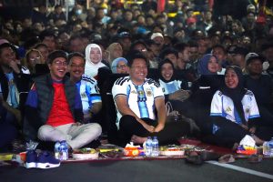 Nobar Final Piala Dunia 2026 Bersama Bupati Subandi dan Forkopimda Berlangsung Meriah, Ribuan Warga Sidoarjo Rayakan Kebersamaan