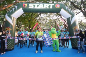 Bukan Sekadar Olahraga, Fun Run-Fun Bike HUT ke-60 Korem Bhaskara Jaya Satukan TNI dan Rakyat