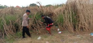 Cegah Karhutla, Polsek Buduran Pantau Lahan Kosong dan Imbau Warga Waspada