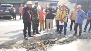 Tinjau Betonisasi di Krian, Bupati Sidoarjo Warning Kontraktor Agar Percepat Pekerjaan