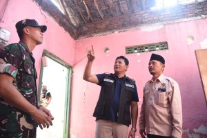 Bupati Subandi Datangi RTLH di Tarik, Tiga Rumah Warga Dapat Atensi Perbaikan