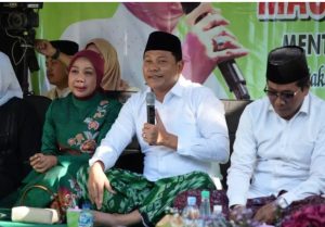 Hadiri Pengajian Maulid Bersama KH Anwar Zahid, Bupati Subandi: Mari Doakan Sidoarjo Makin Maju, Sejahtera, dan Berkah