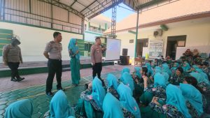 Polsek Gedangan Edukasi Pelajar tentang Radikalisme, Intoleransi dan Tertib Berlalu Lintas