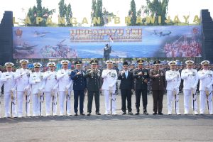 Pangkoarmada II Pimpin Upacara Peringatan HUT ke-81 TNI di Surabaya