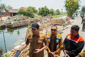 Target Desember Selesai, Proyek Pembangunan Jembatan Candinegoro Dikebut 24 Jam