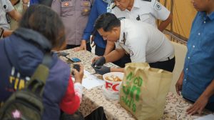 Modus Tak Biasa! 4 Klip Diduga Narkoba Disembunyikan Dalam Ayam Goreng, Berhasil Digagalkan Petugas Lapas Surabaya